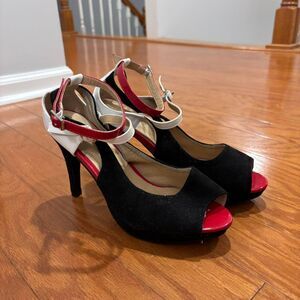 BOUTIQUE Red White Black Open Toe Sz 41 Formal Work Women's Heels Shoes Footwear